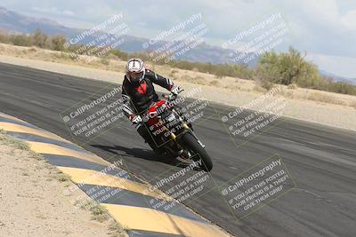 media/May-05-2025-Moto Forza (Mon) [[3c1838c5e5]]/2-B Group/Session 2 (Turn 7 Inside)/